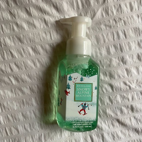 Bath & Body Works Bath & Body Nwt Bath And Body Works Soap Poshmark